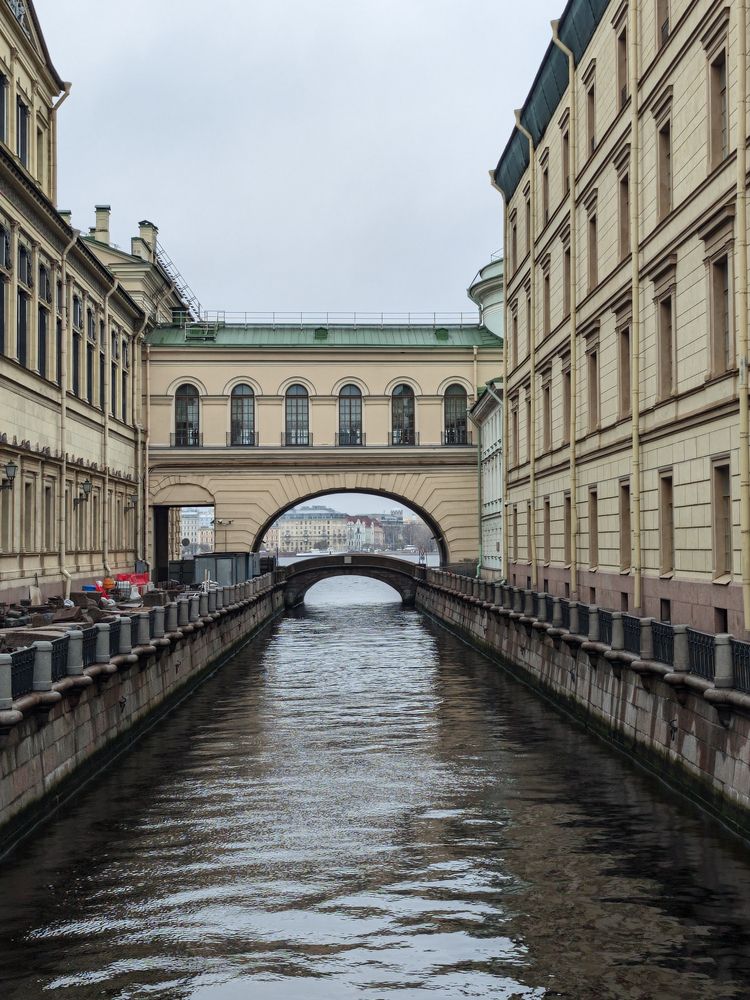 Фотография автора Alexander Lonsdale