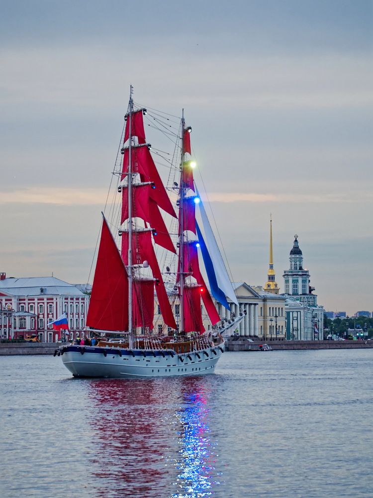 Праздник Алые паруса в Санкт-Петербурге