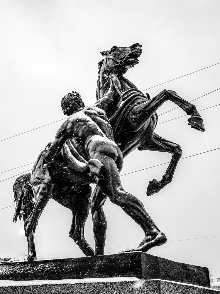 Фотография автора Сергей Кесаев