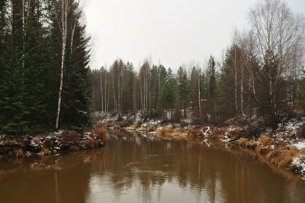 Река осенью