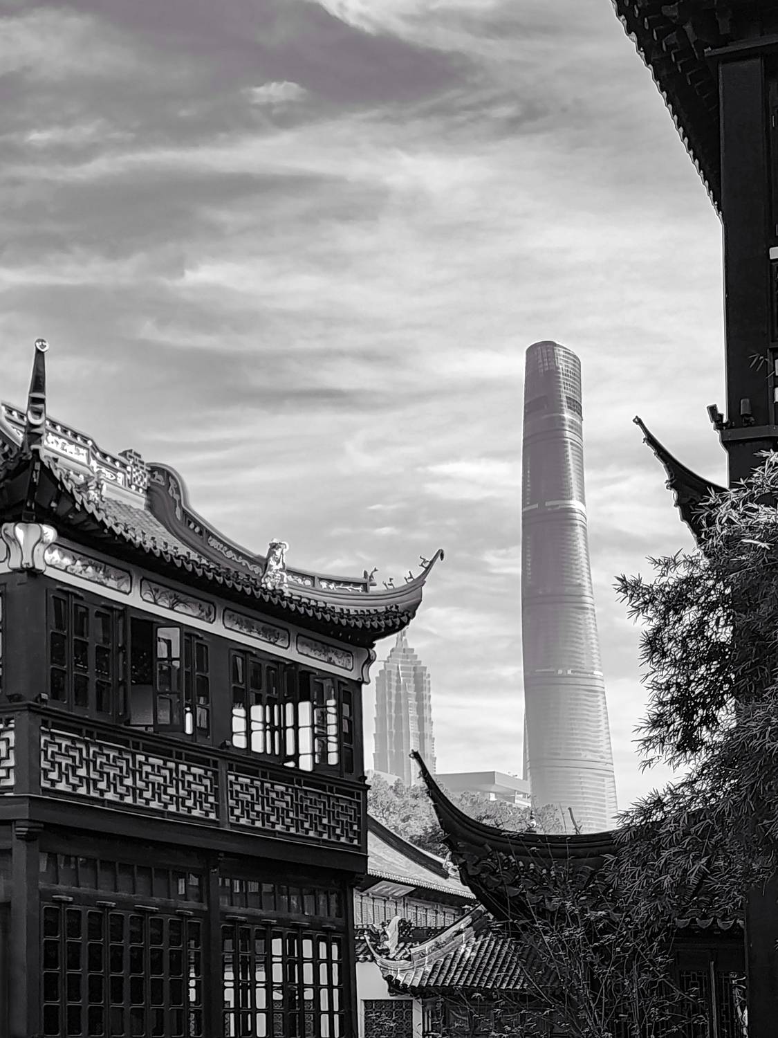 Two Eras under One Sky