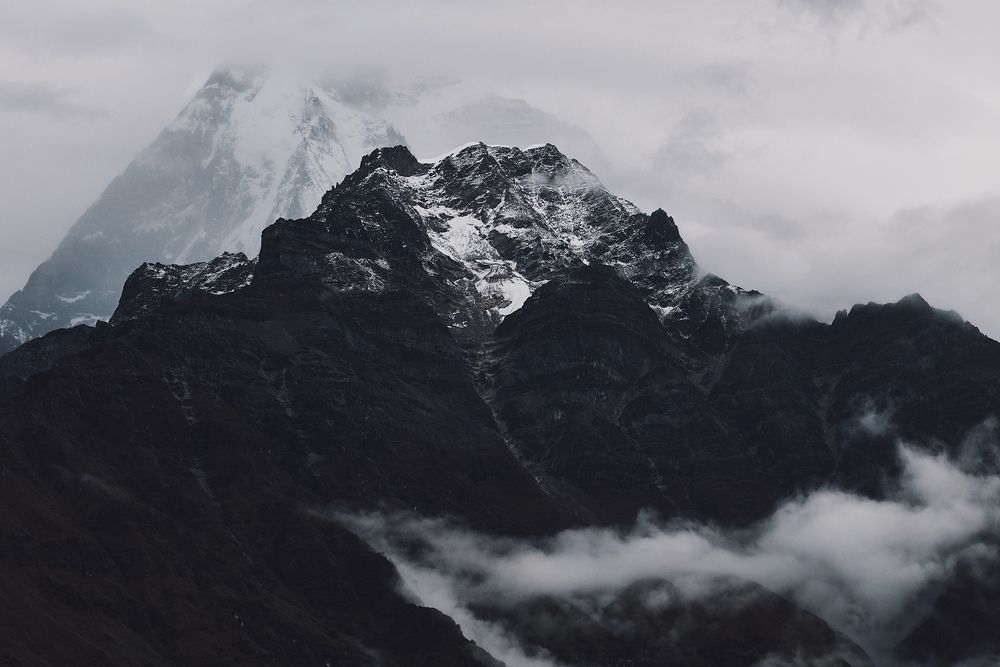 Непал. Над облаками.