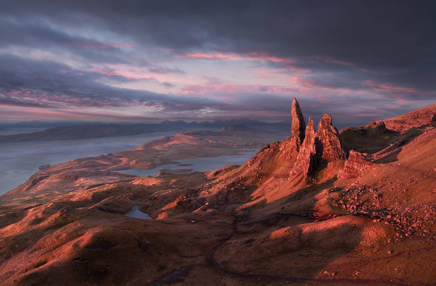 Epic Old Man of Storr, Scottish Highlands