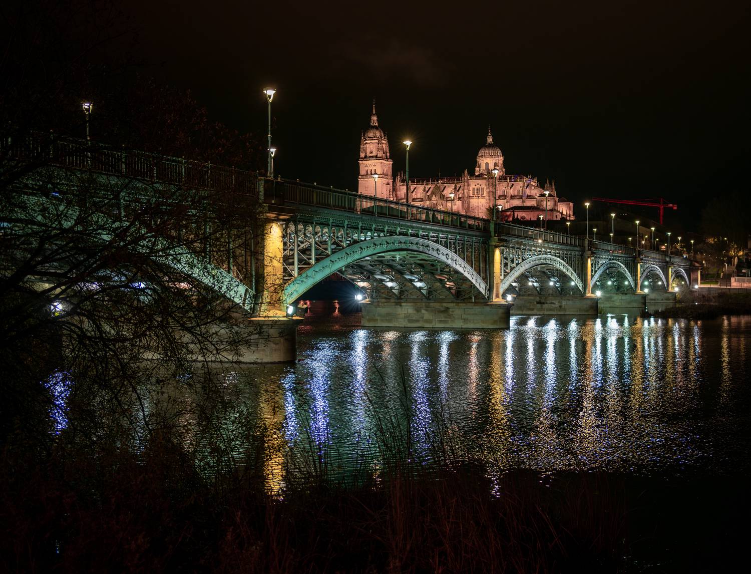 Мост и Кафедральный собор