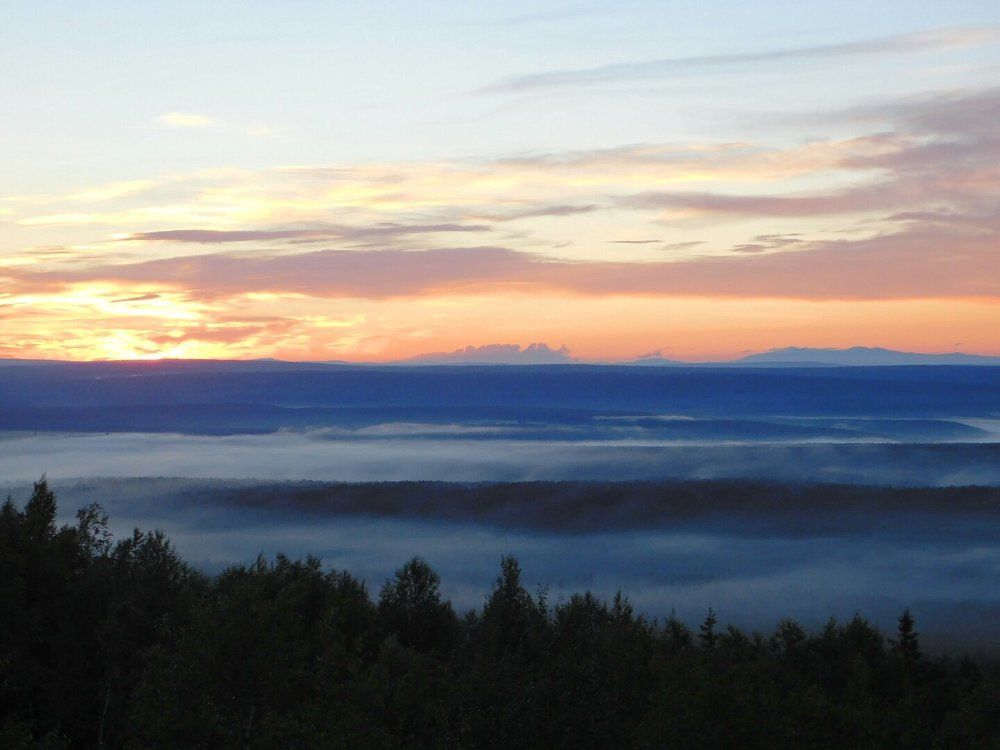 Рассвет на горе Крестовой