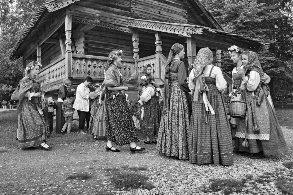 девичник в "троицын день"