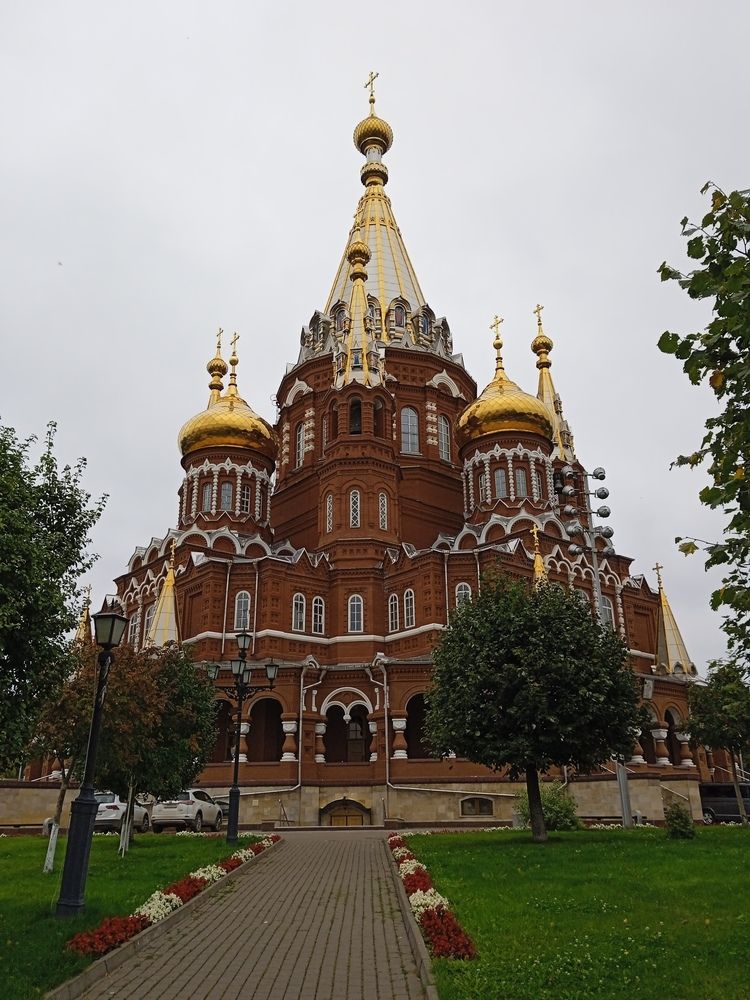 Свято- Михайловский собор