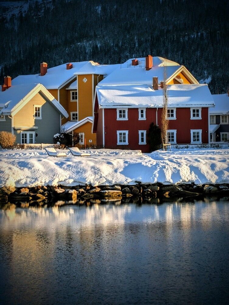 Photograph by Alexander Khmarau