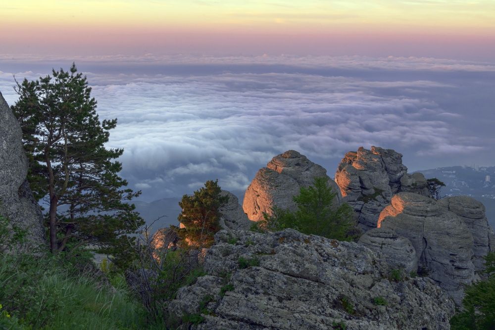 Рассвет на горе Демерджи