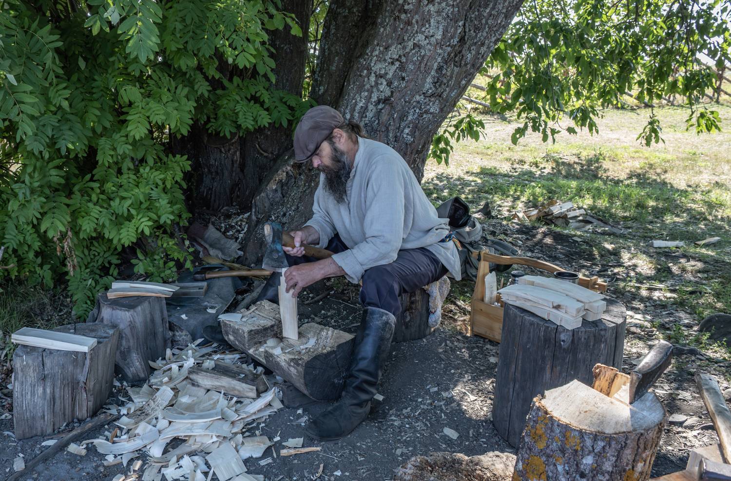 Мастер на острове Кижи