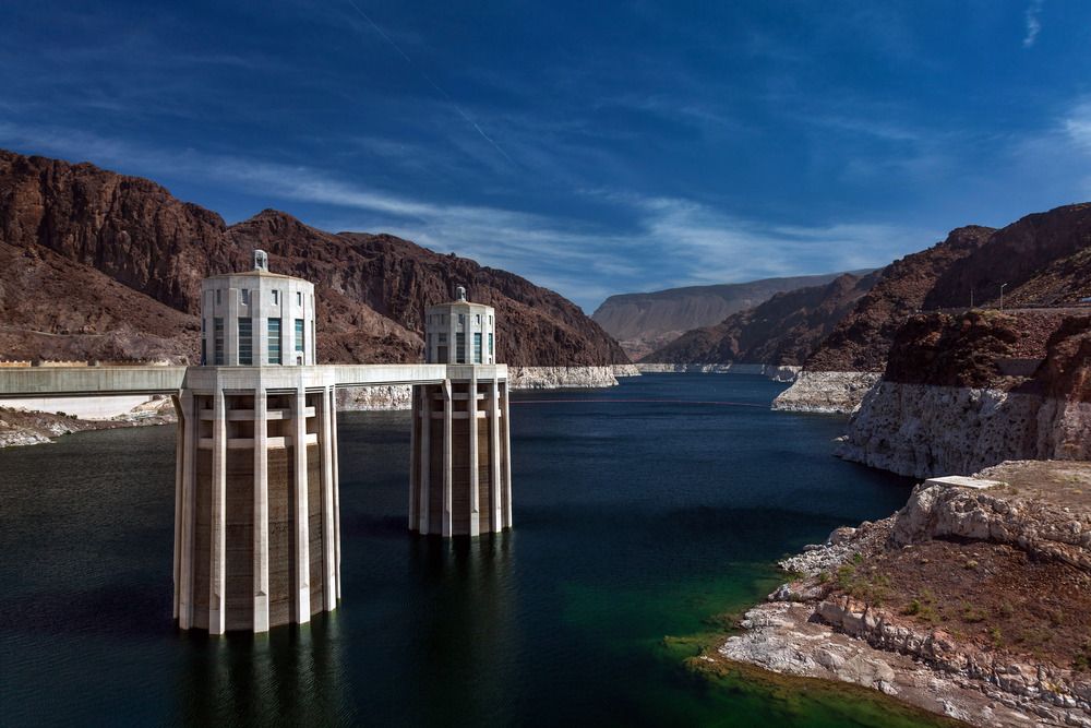 Плотина Гувера. Озеро Мид