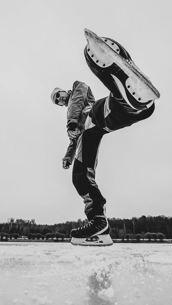 Автопрортрет на пруду