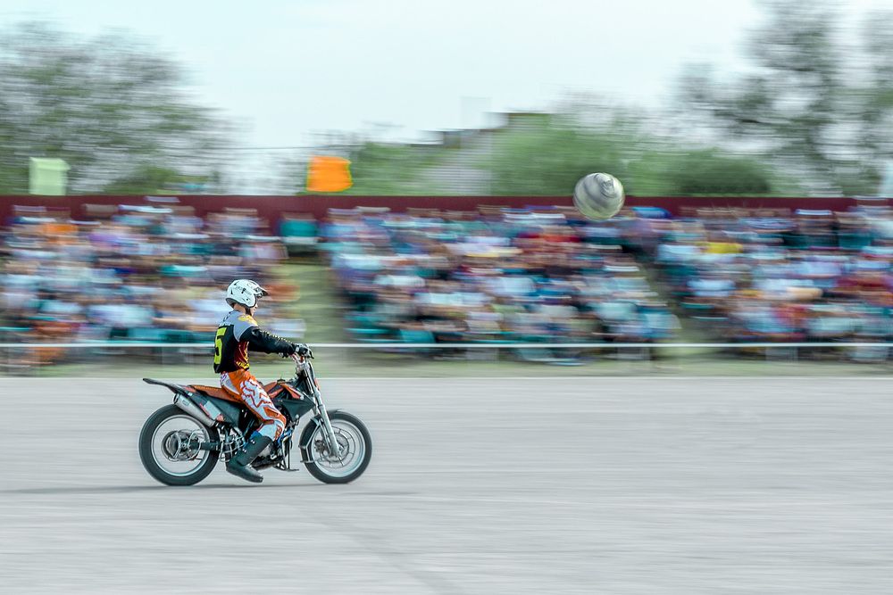 Фотография автора Олег Васильев