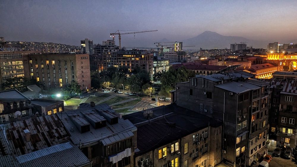 Жизнь крыш города
