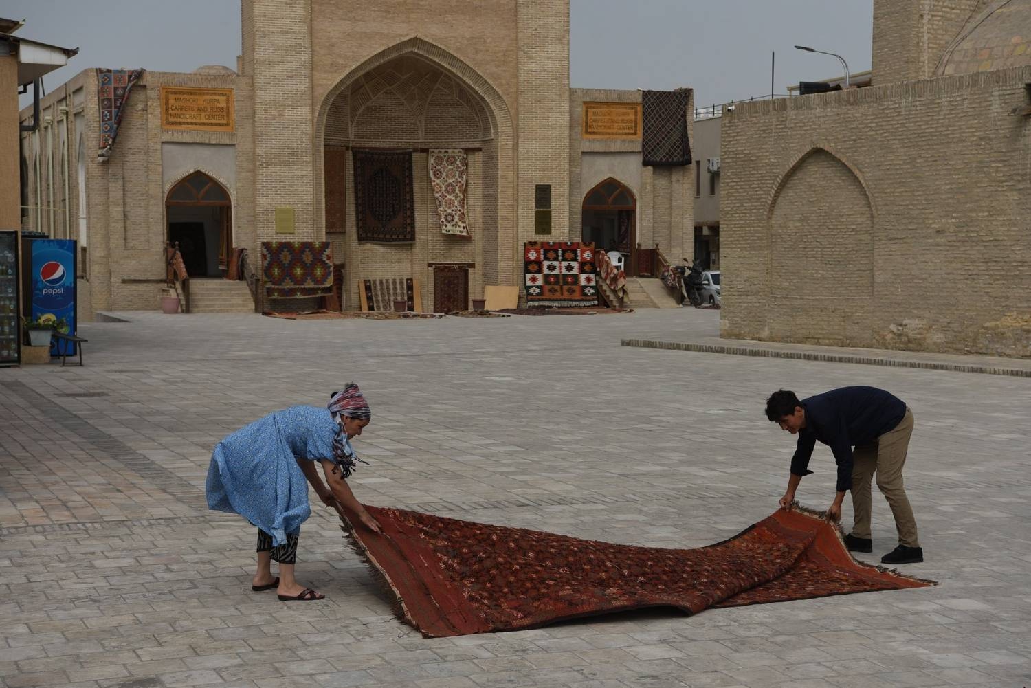 Люди за работой