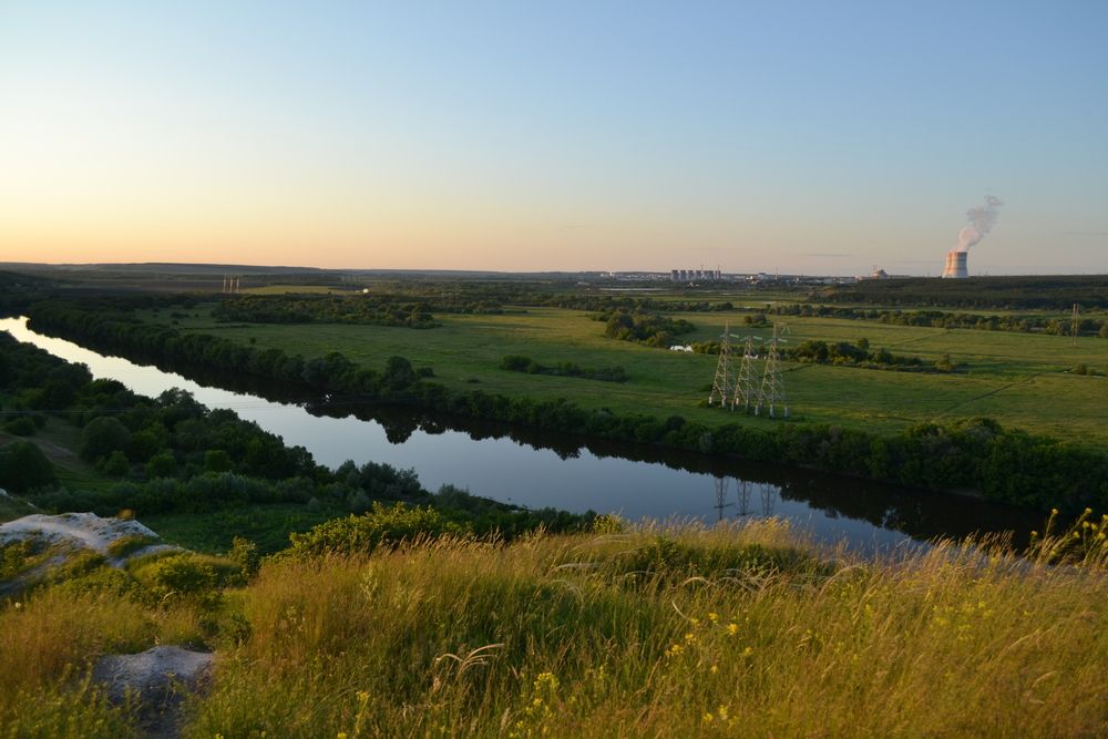 Летний закат на реке Дон