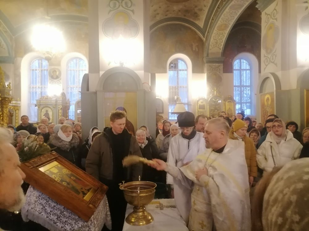 Освящение воды.