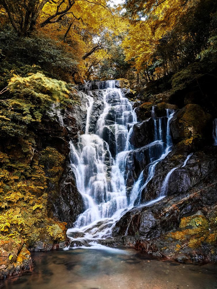 Itoshima Waterfall