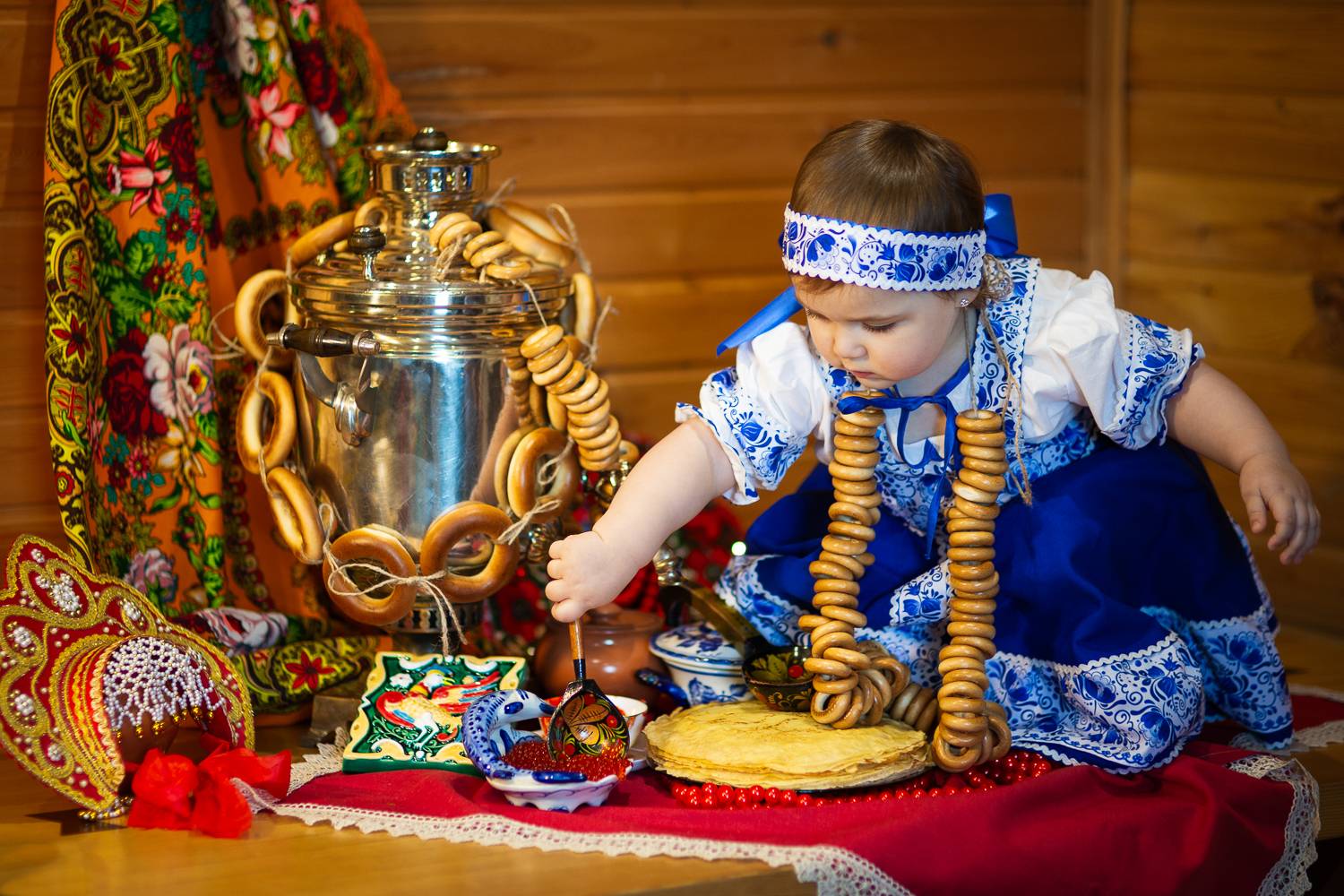 Как блинов с икрой на Масленицу не поесть? Как блинов с икрой на Масленицу не поесть?