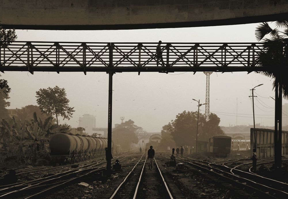 Lines That Never Meet