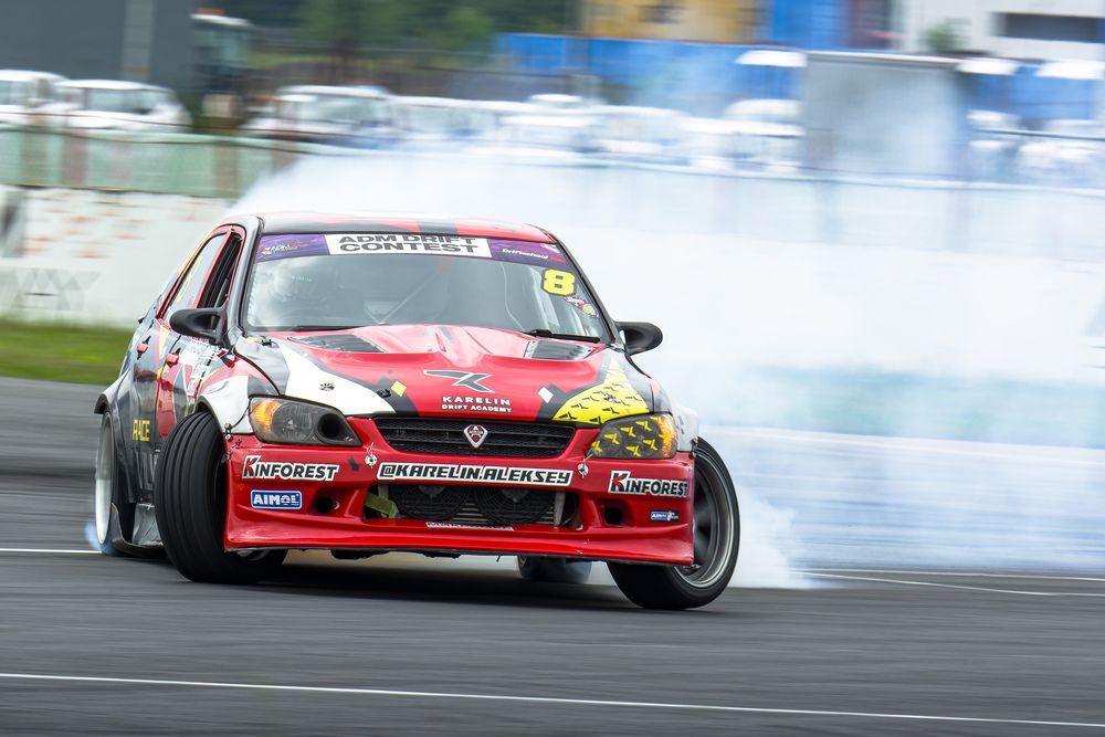 Photograph by umopist