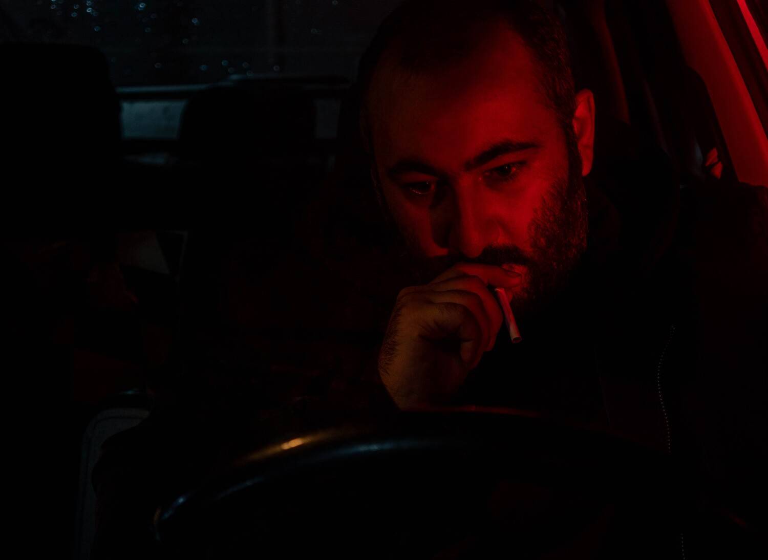 Она - О чем думаешь?