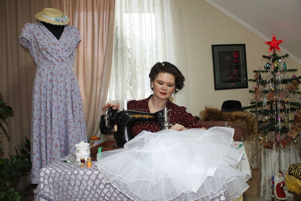 В уютной мастерской 50-х