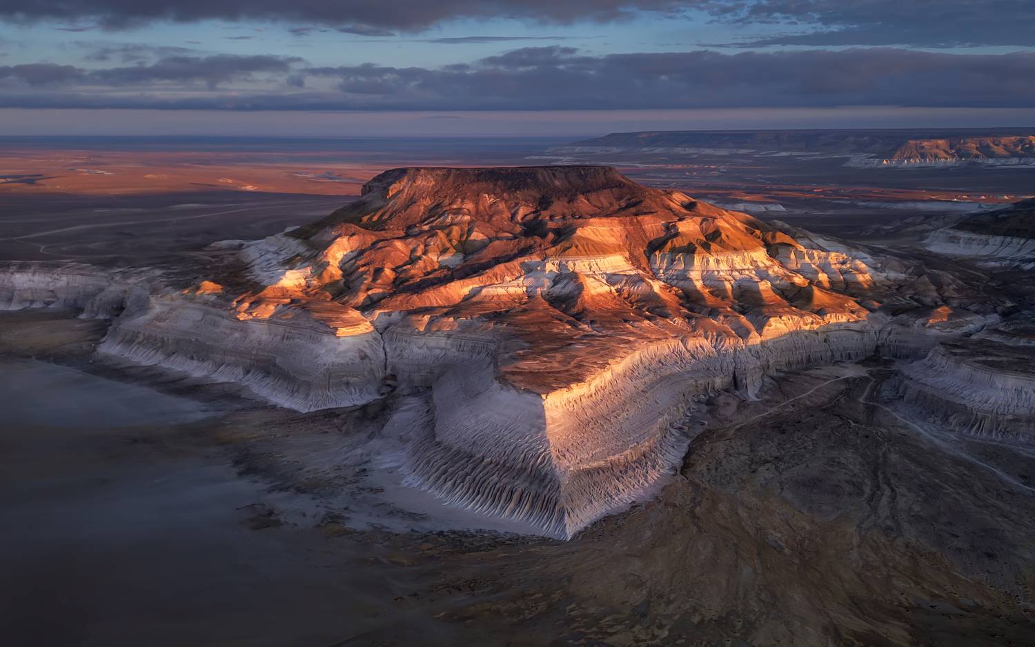 Луч над марсианской землёй