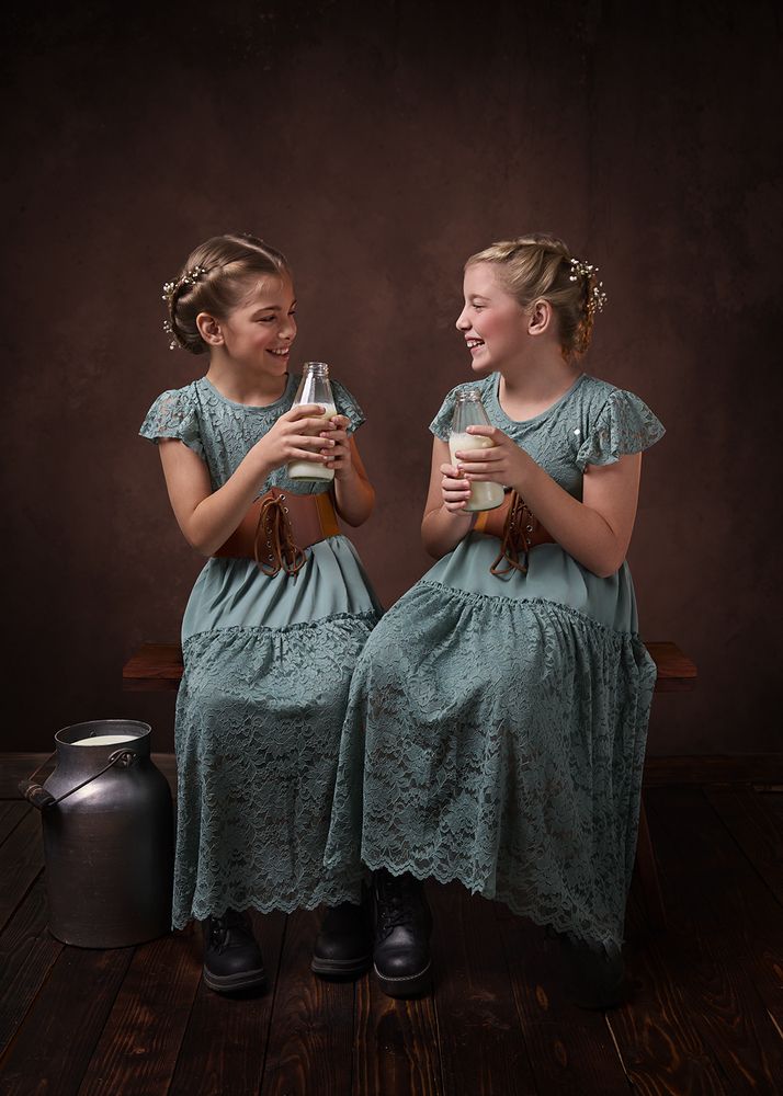 Sisters 02