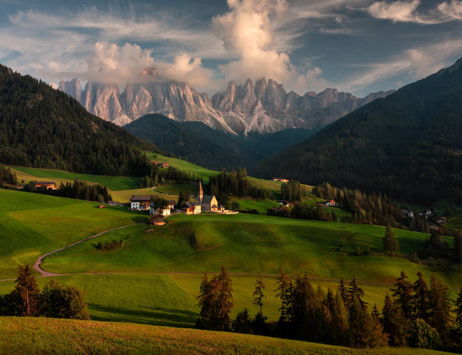 Santa Maddalena Gold Hour Santa Maddalena Gold Hour