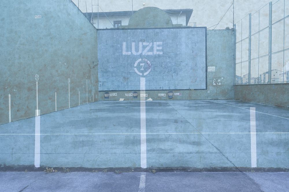 The wall that responds