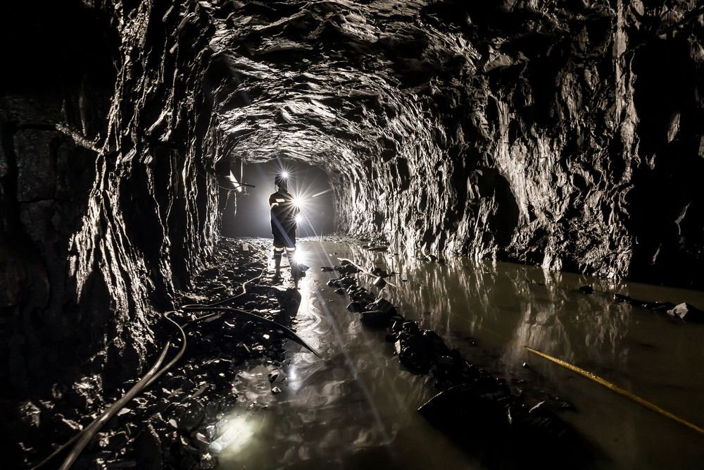 Очередная смена (треть жизни под землёй).