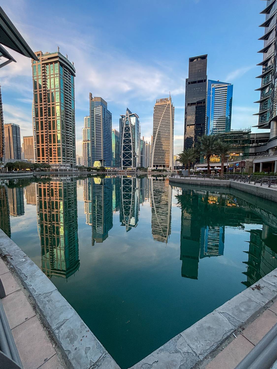 Jumeirah Lake Tower Jumeirah Lake Tower