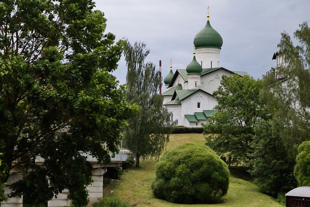 Фотография автора Александр Челмодеев