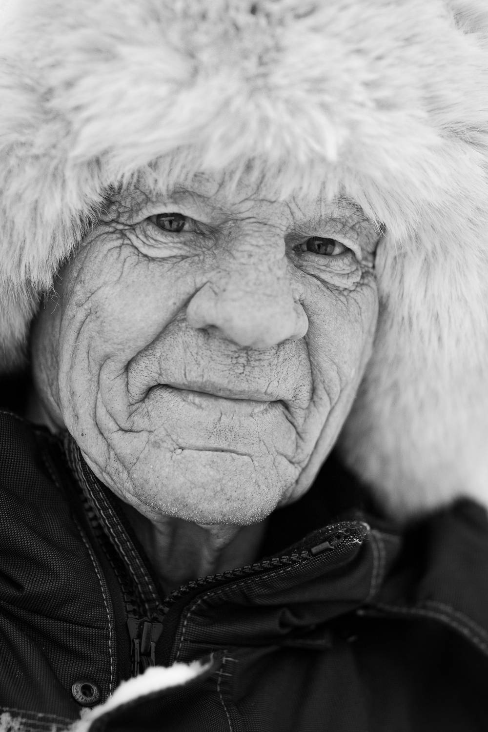 В одном взгляде — любовь, доверие, стойкость и привязанность сквозь годы В одном взгляде — любовь, доверие, стойкость и привязанность сквозь годы