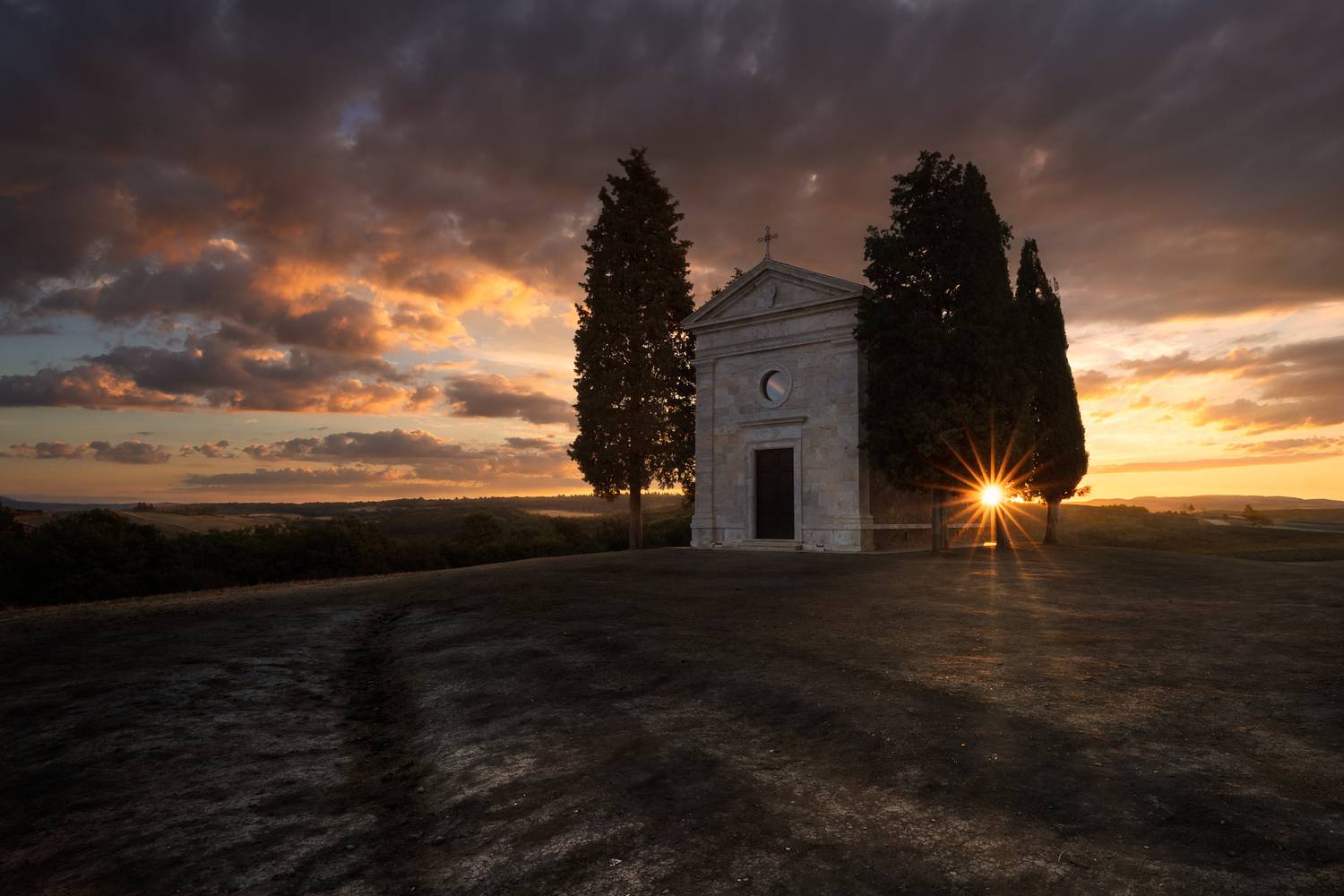 Sunrise in San Quirico d’Orcia
