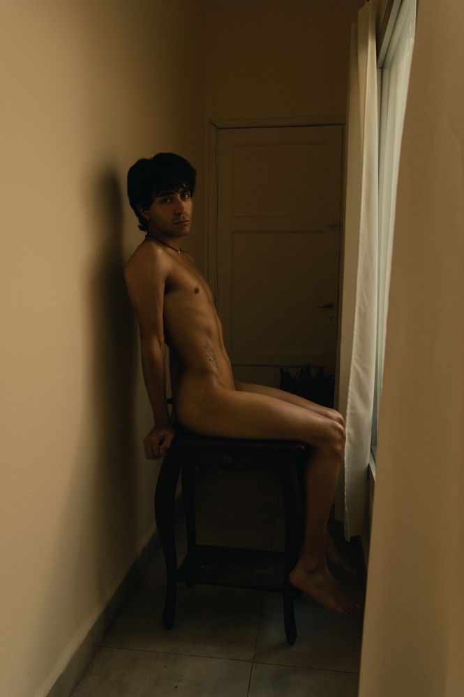 Photograph by charlieheyheyya