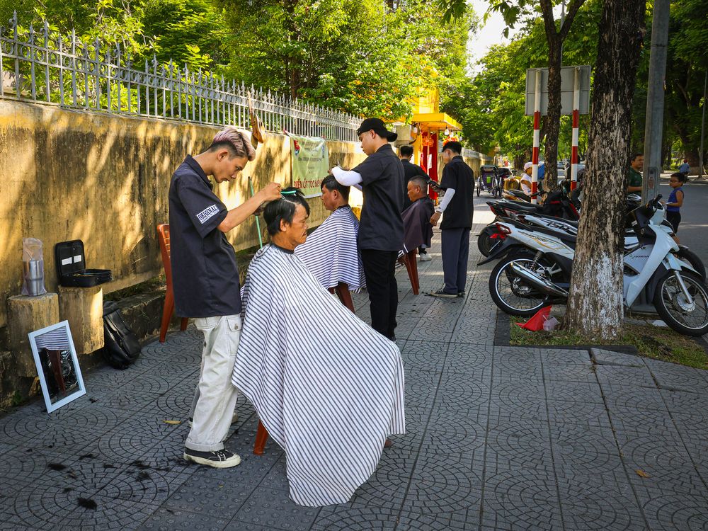 Street barbershop, Vietnam
