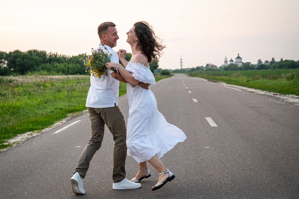 Идти по жизни танцуя вместе!