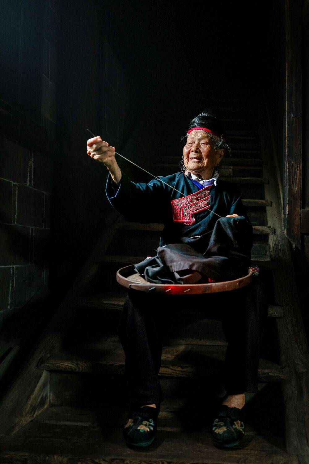 Keeper of the traditions of the Chinese people of She Keeper of the traditions of the Chinese people of She