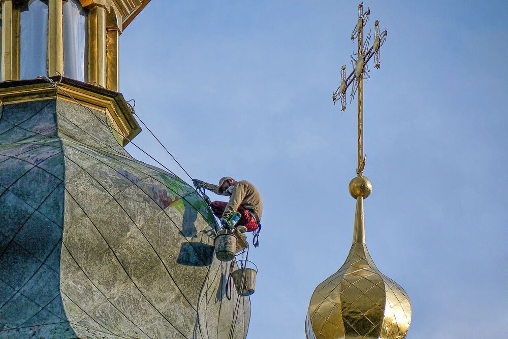 Один, совсем один!