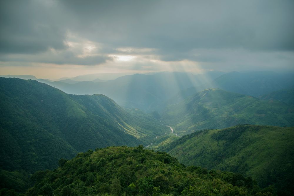 hide & seek of light