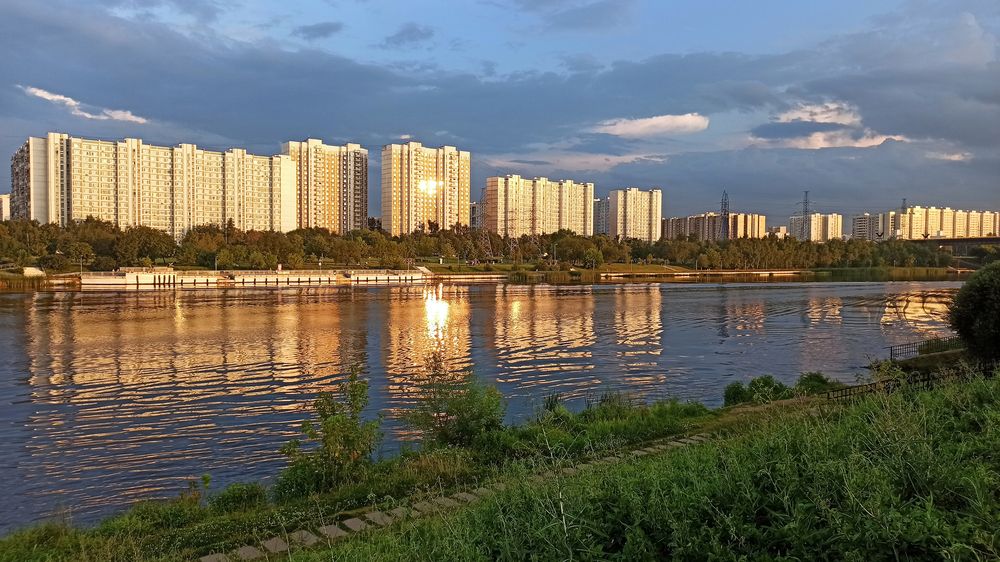 Золотой час