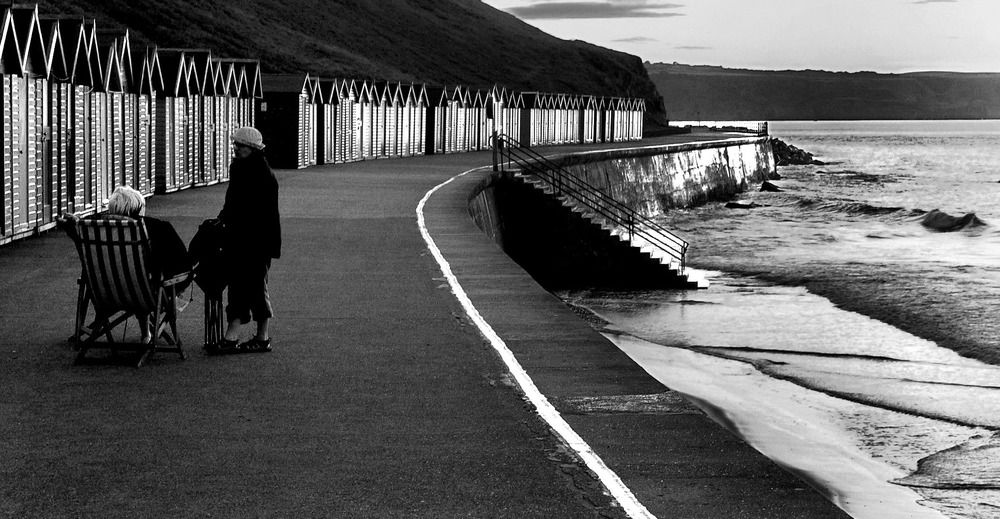 Вечерний променад