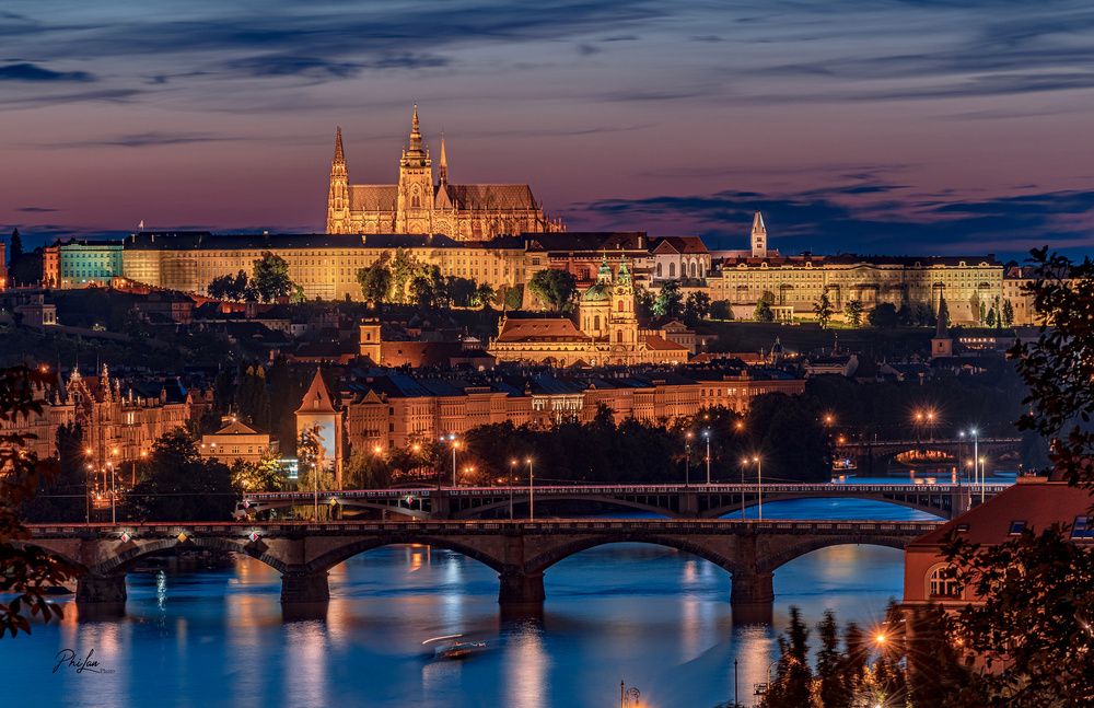 Фотография автора Phi Hung