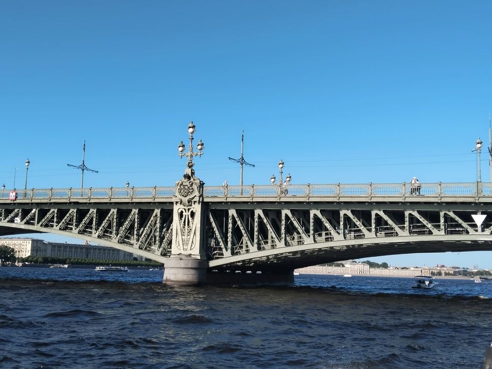 Троицкий мост