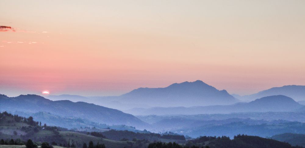 Sunrise begins