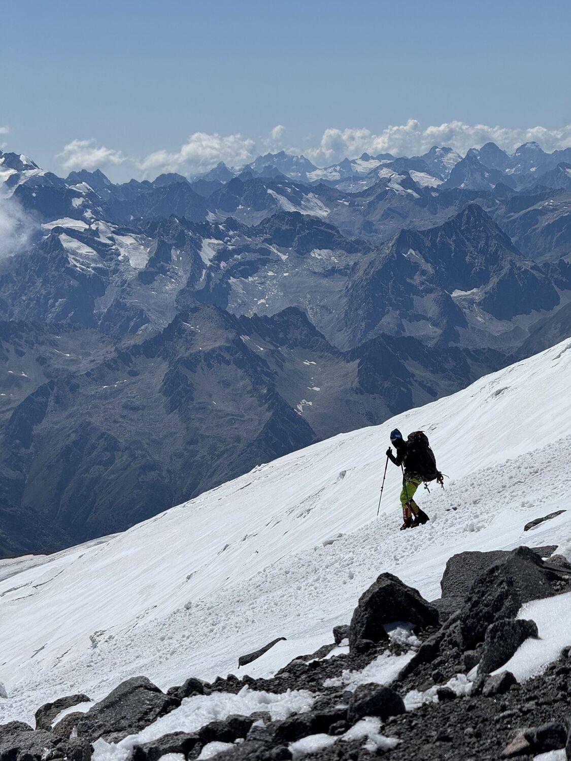 Одиночество над облаками