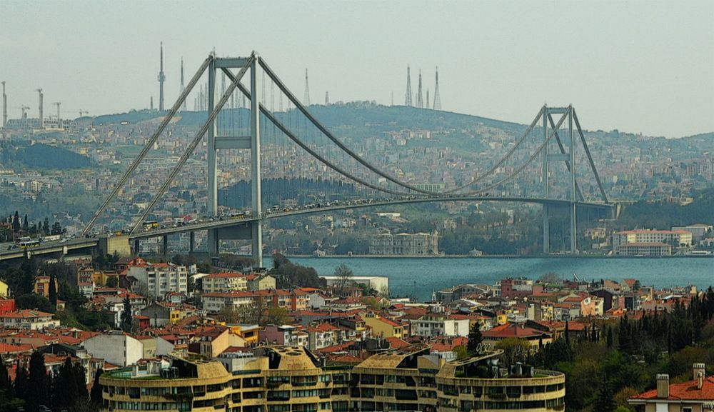Мост над Босфорским поливом. Стамбул.