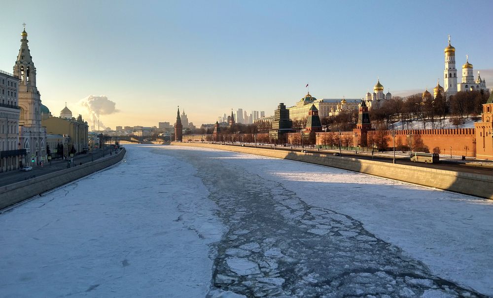 Москва-река, зимний фарватер